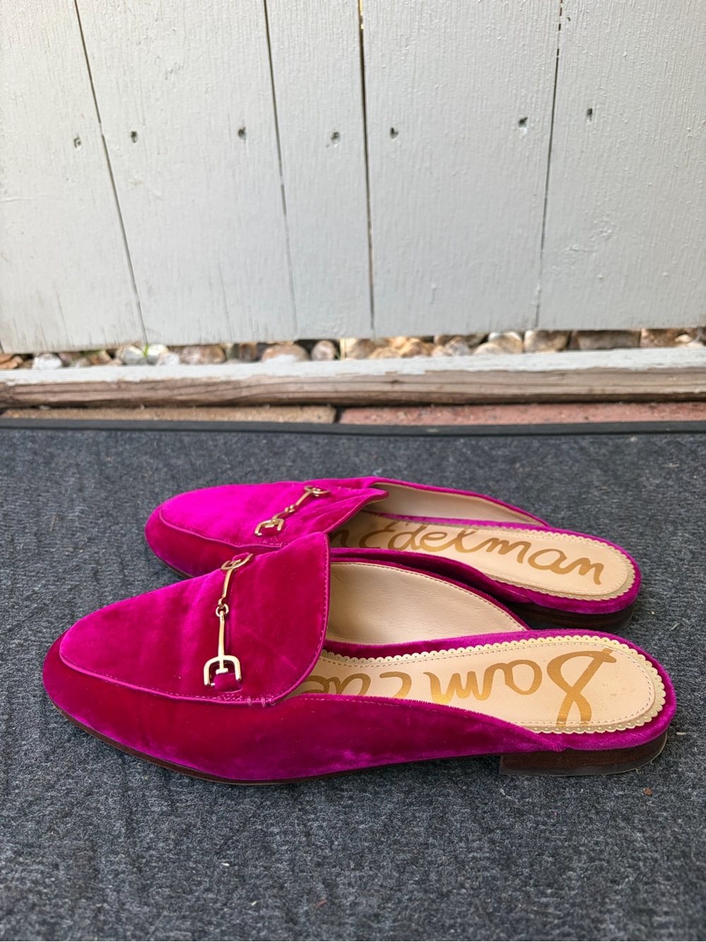 Sam Edelman Linnie Women's Raspberry Velvet Mule - Picture 3 of 10